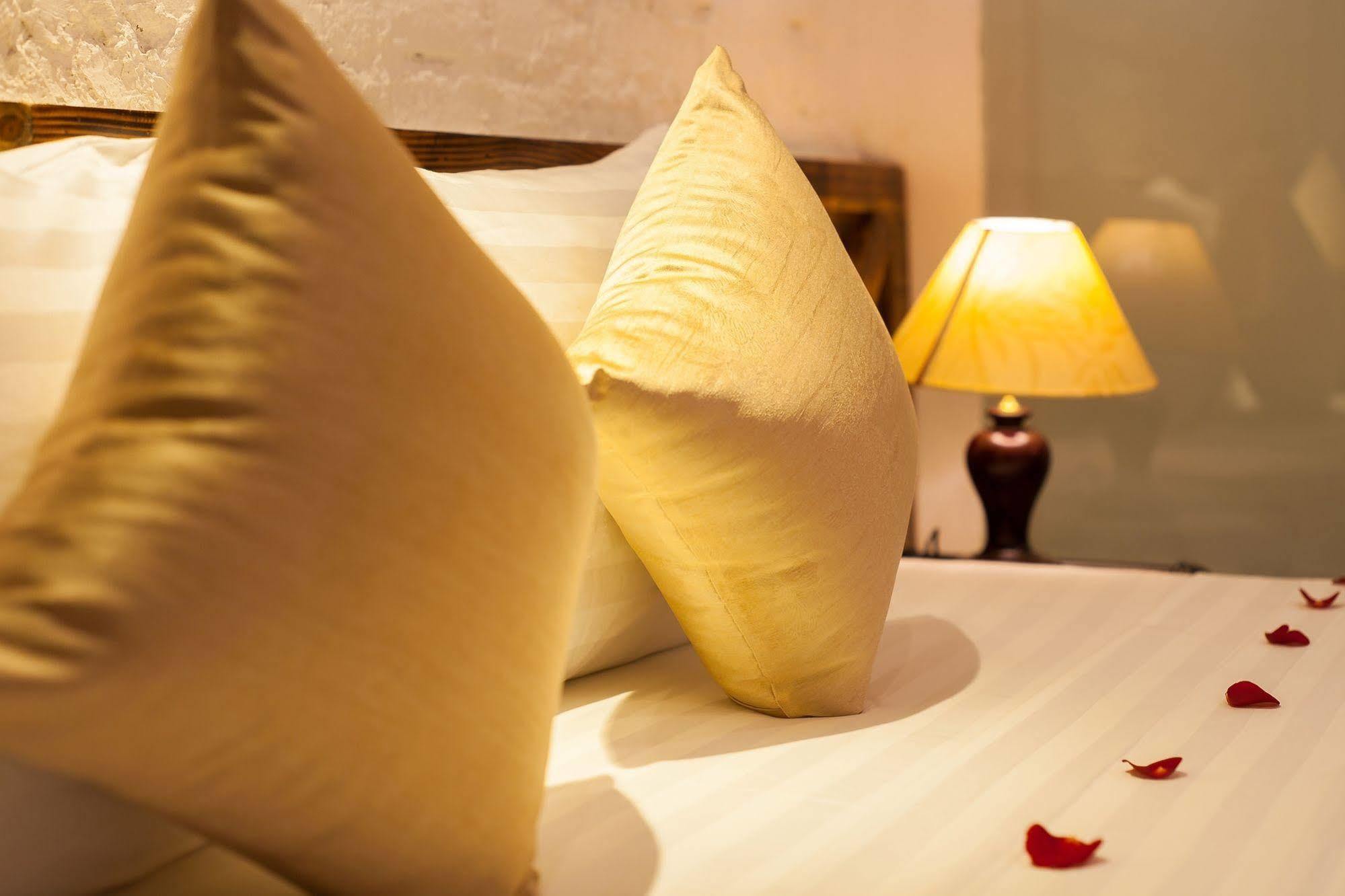 Luxury Backpakers Hotel Hanoi Luaran gambar