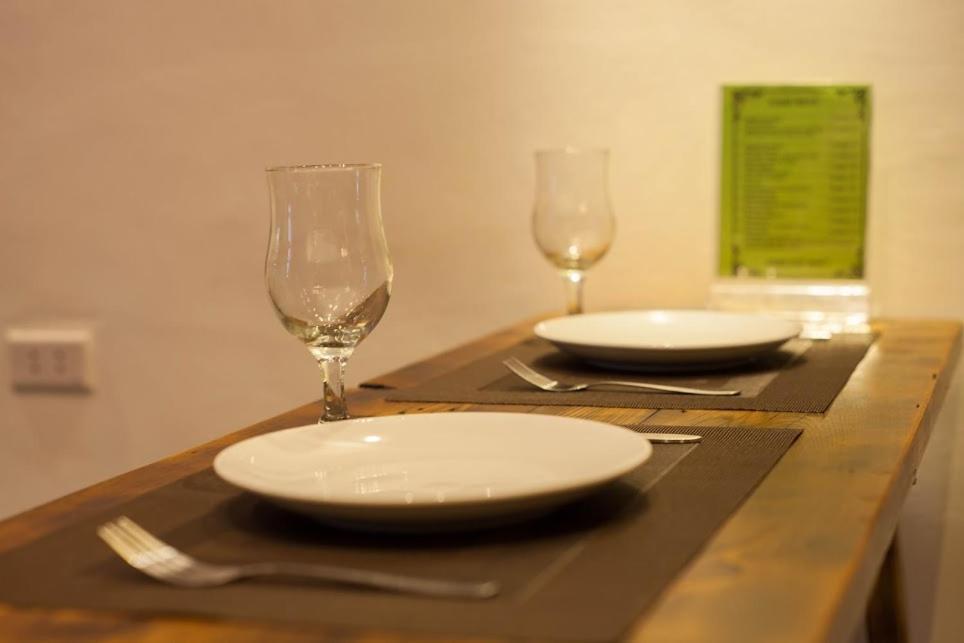 Luxury Backpakers Hotel Hanoi Luaran gambar